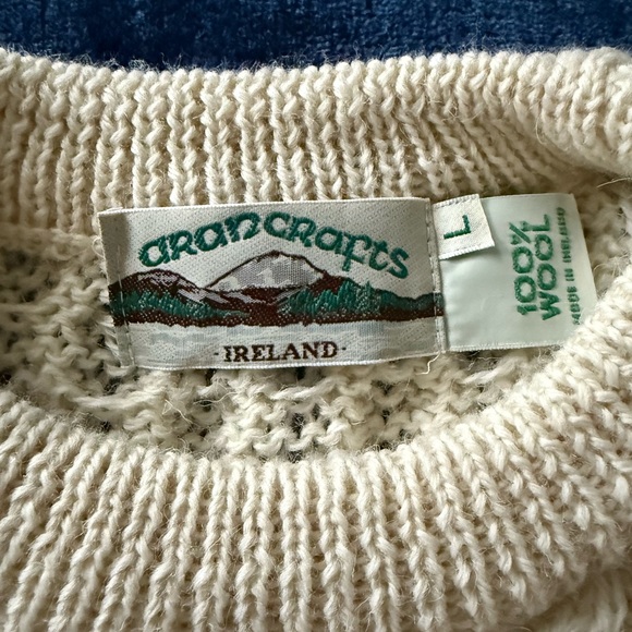 Aran Crafts Irish Men's Wool Ivory Cable Knit Crewneck Sweater - Picture 5 of 6